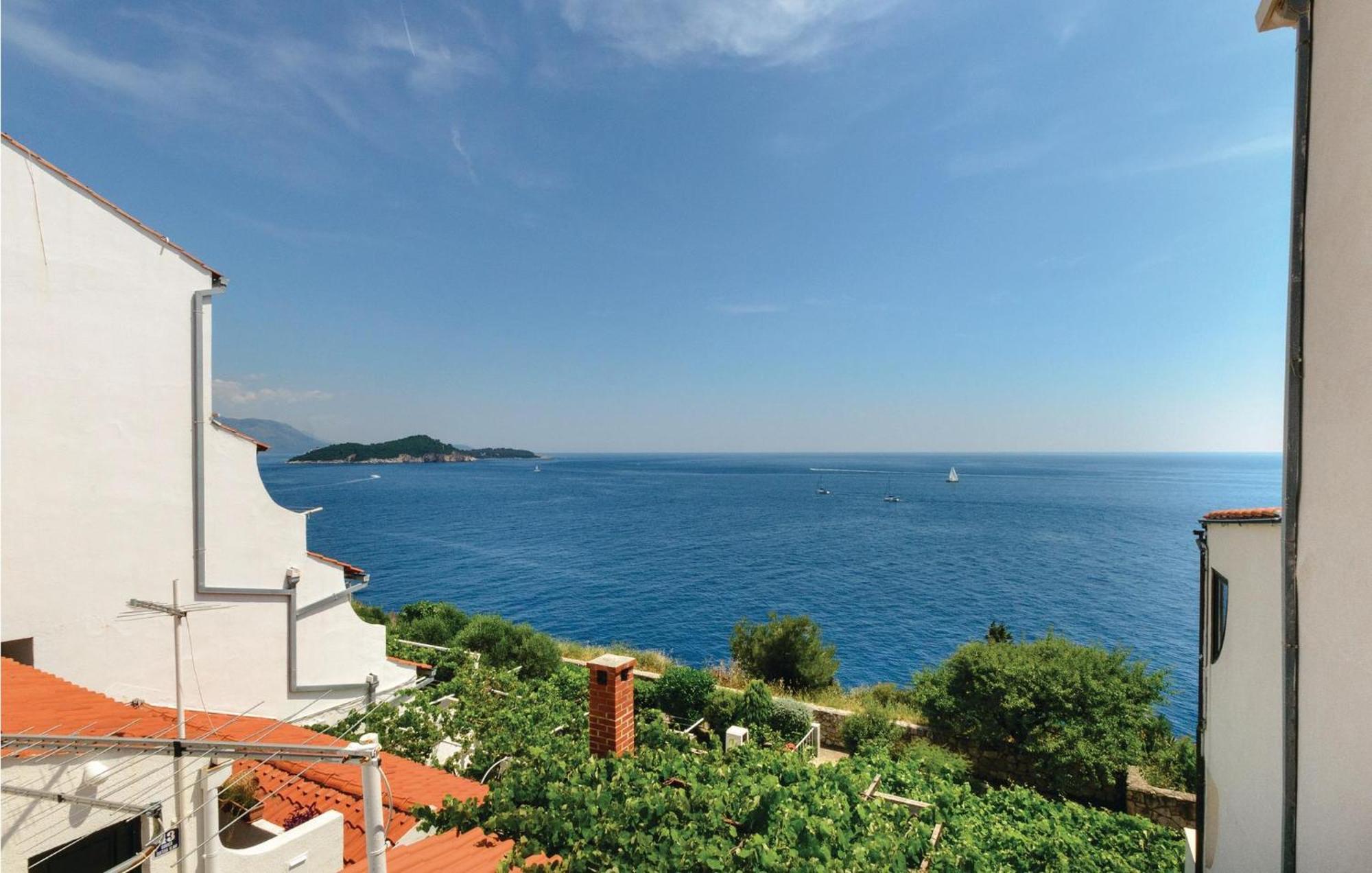 Cozy Apartment In Dubrovnik With House Sea View Exteriör bild