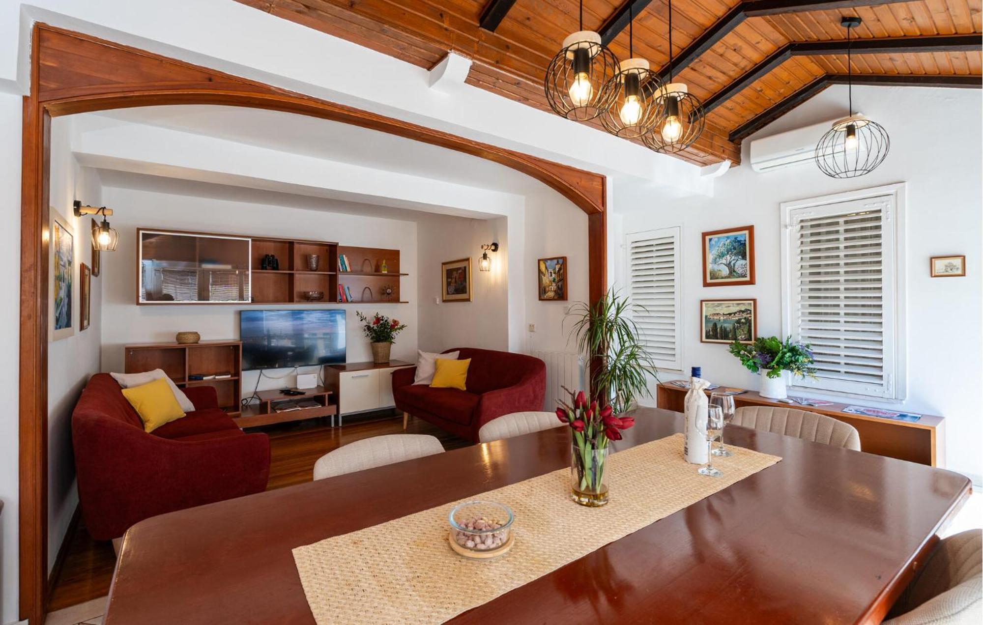 Cozy Apartment In Dubrovnik With House Sea View Exteriör bild
