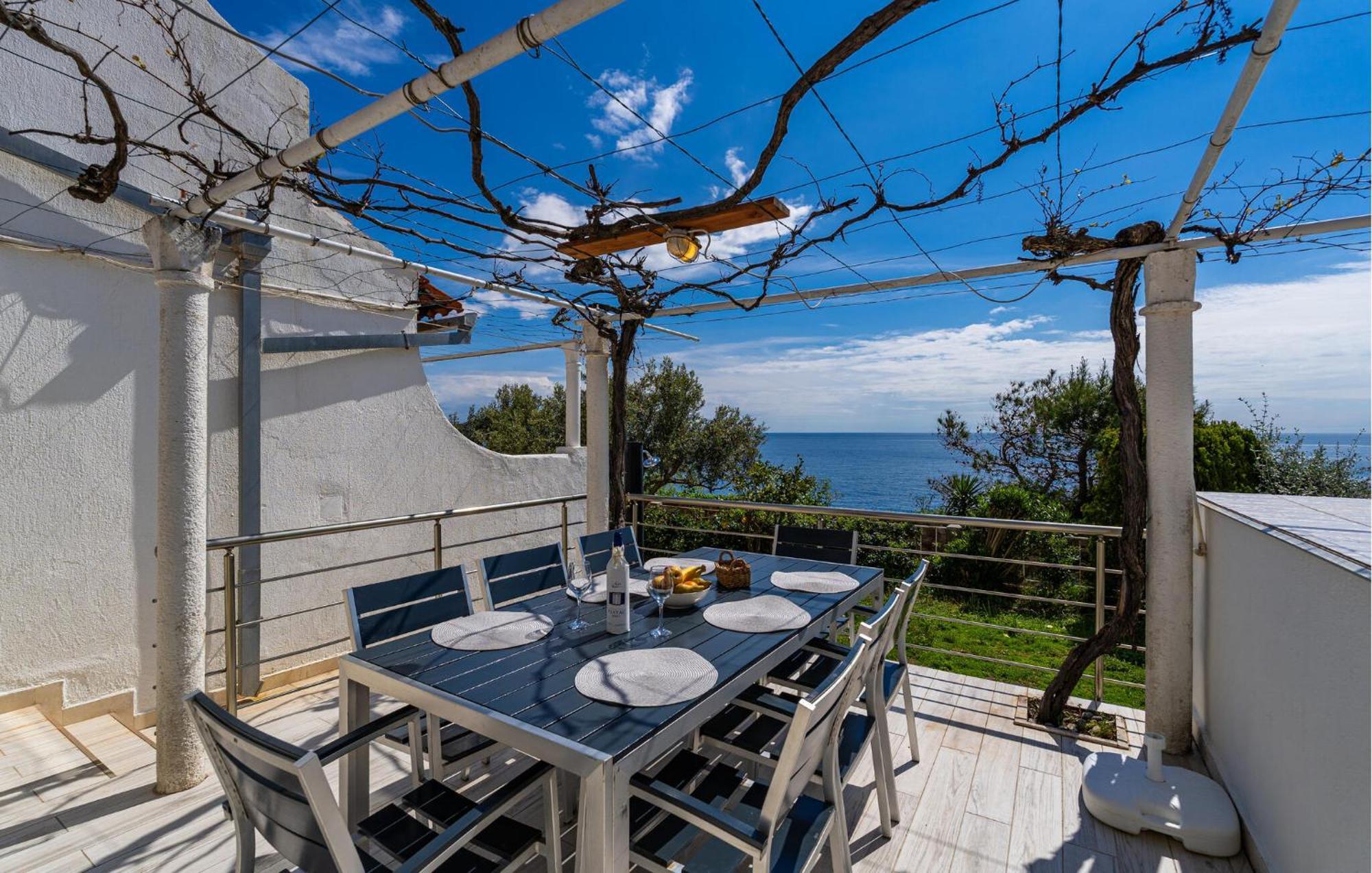 Cozy Apartment In Dubrovnik With House Sea View Exteriör bild